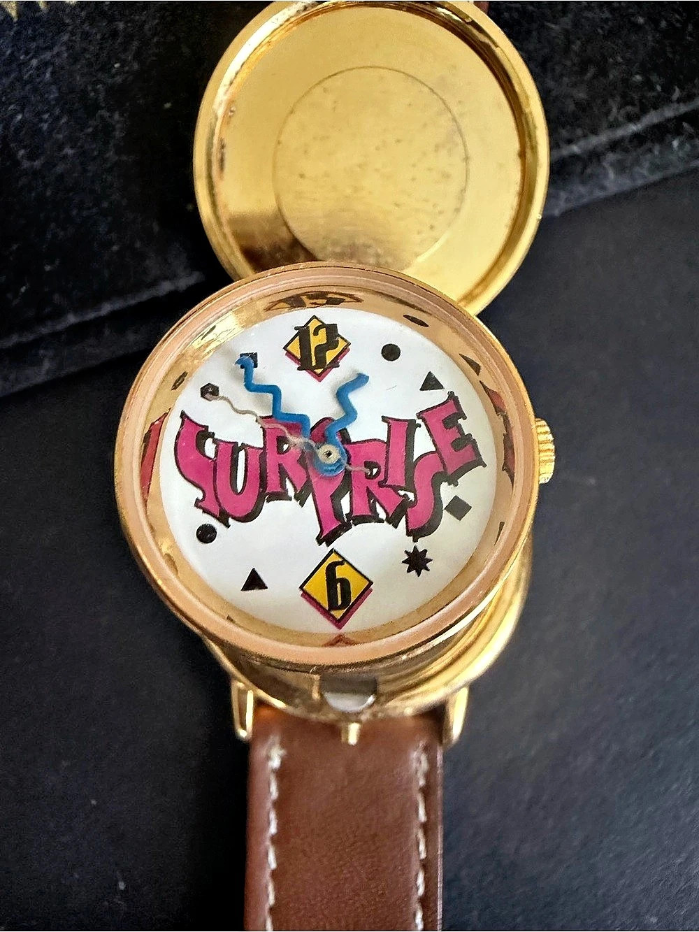 Vintage Walt Disney World 20 Years Surprise Pop Up Watch 1971-1991 Leather